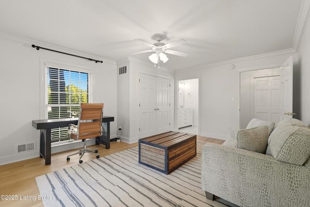 2405 Stannye Ct, Louisville, KY 40222