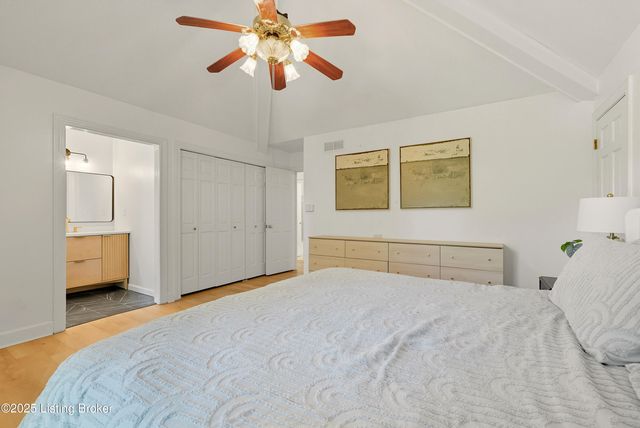 2405 Stannye Ct, Louisville, KY 40222