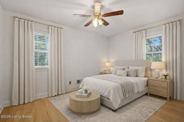 2405 Stannye Ct, Louisville, KY 40222