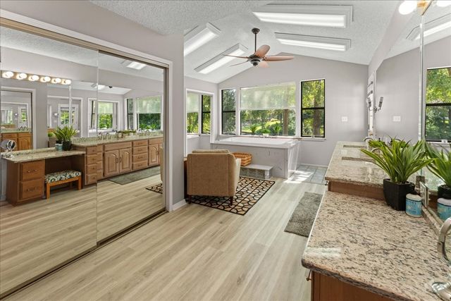 2002 W Lake Drive, Gladewater, TX 75647