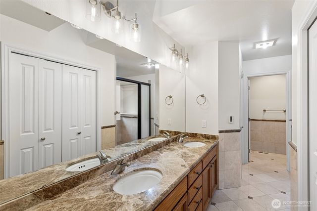 1932 S 370th Court, Federal Way, WA 98003