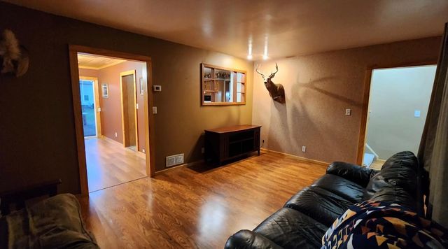 107 7th Street SE, Dilworth, MN 56529