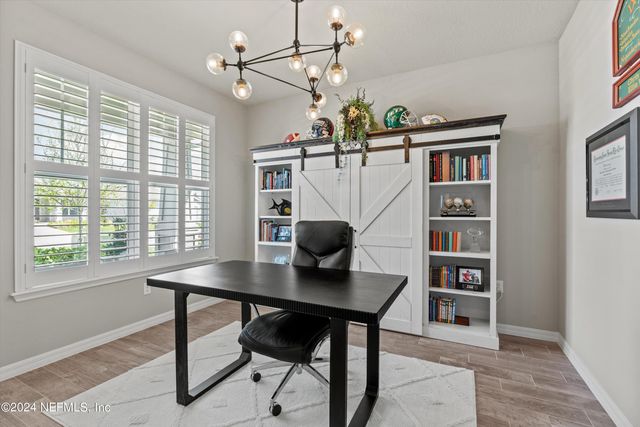 11166 TOWN VIEW Drive, Jacksonville, FL 32256