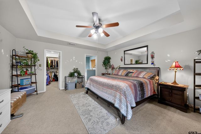 11274 Meadows Drive, Flint, TX 75762