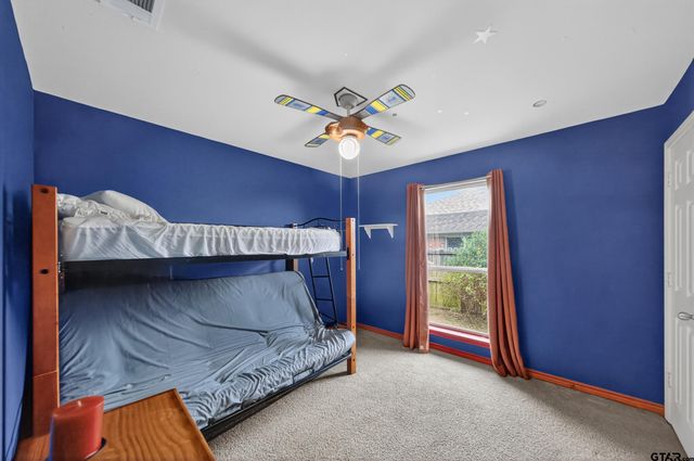 11274 Meadows Drive, Flint, TX 75762