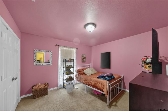 11274 Meadows Drive, Flint, TX 75762