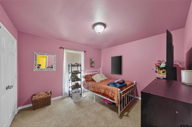 11274 Meadows Drive, Flint, TX 75762