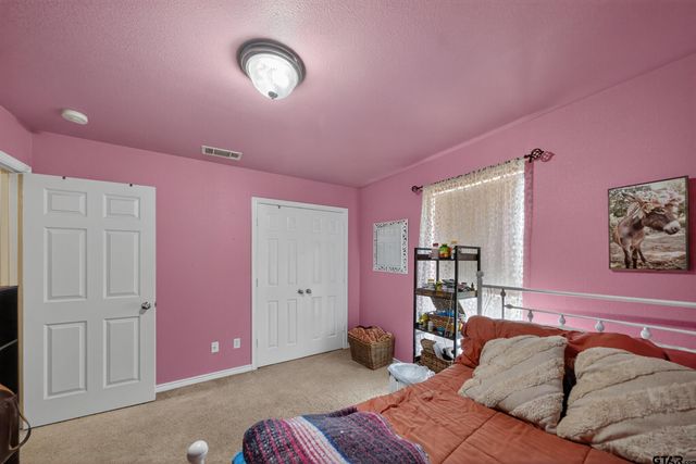 11274 Meadows Drive, Flint, TX 75762