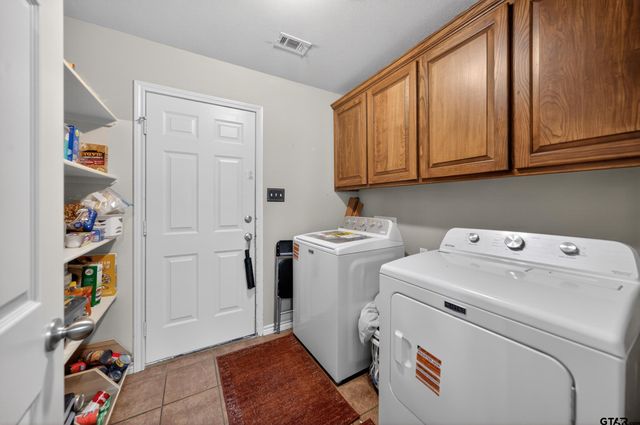 11274 Meadows Drive, Flint, TX 75762