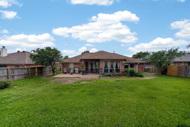 11274 Meadows Drive, Flint, TX 75762