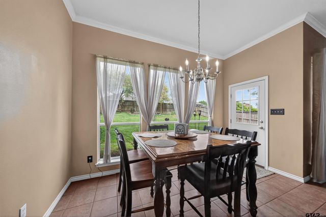 11274 Meadows Drive, Flint, TX 75762