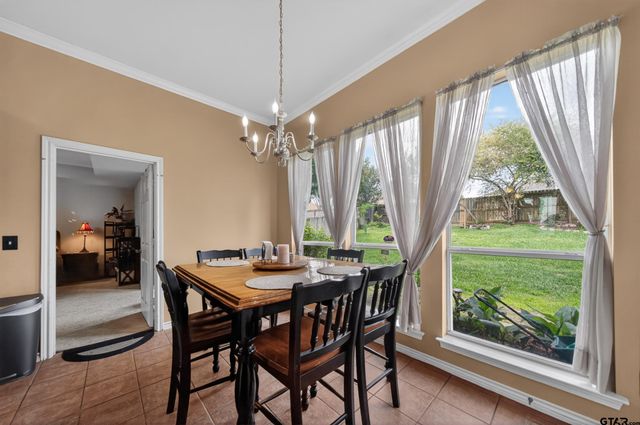 11274 Meadows Drive, Flint, TX 75762