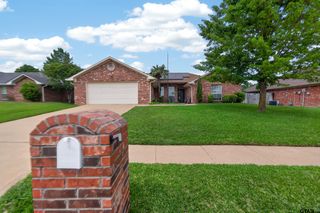 11274 Meadows Drive, Flint, TX 75762