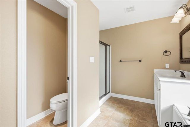 345 Baganie Ln, Bullard, TX 75757