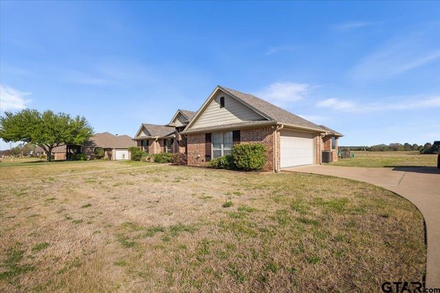 345 Baganie Ln, Bullard, TX 75757