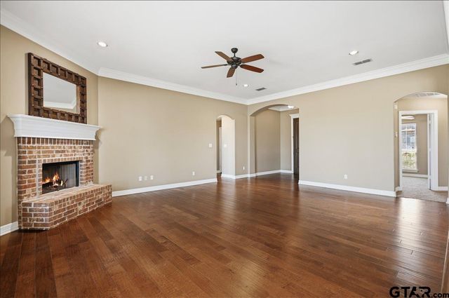 345 Baganie Ln, Bullard, TX 75757