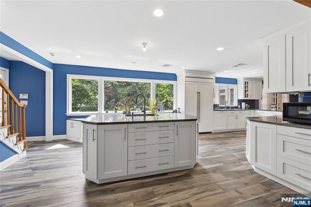 1271 Alicia Avenue, Teaneck, NJ 07666