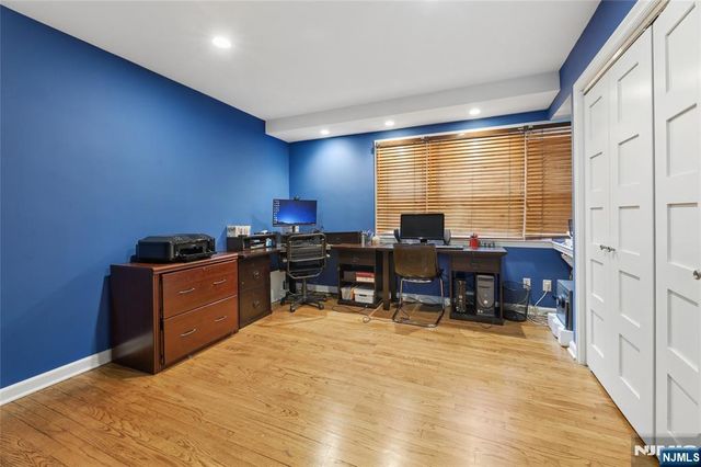 1271 Alicia Avenue, Teaneck, NJ 07666