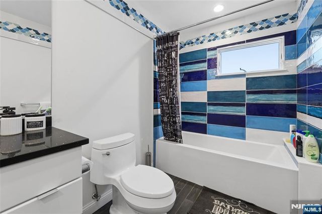 1271 Alicia Avenue, Teaneck, NJ 07666