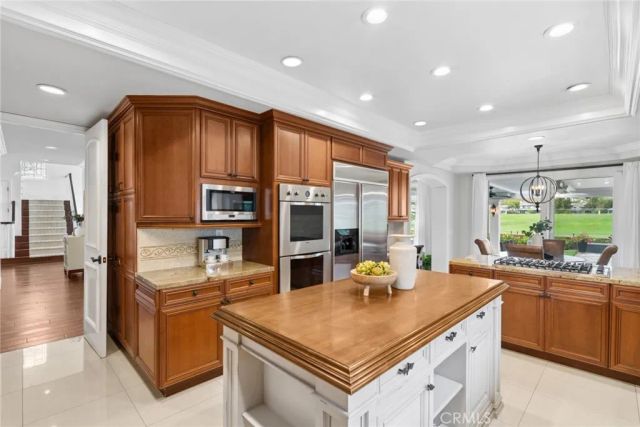 19 Oakbrook, Coto De Caza, CA 92679