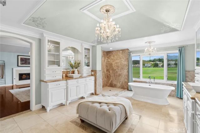 19 Oakbrook, Coto De Caza, CA 92679