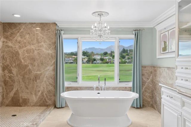 19 Oakbrook, Coto De Caza, CA 92679