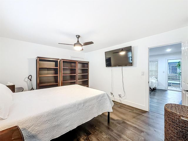 305 SE 11th Avenue D, Pompano Beach, FL 33060