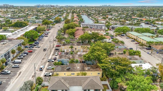 305 SE 11th Avenue D, Pompano Beach, FL 33060