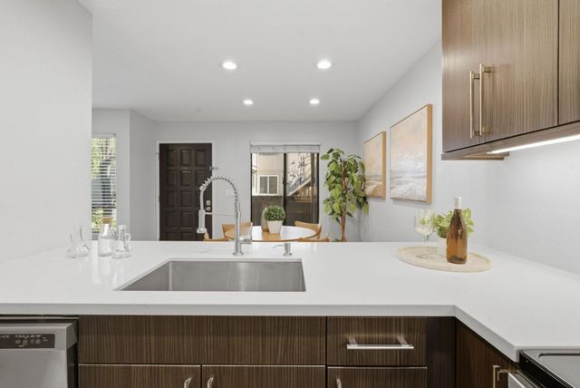 1264 Coyote Creek Place, San Jose, CA 95116