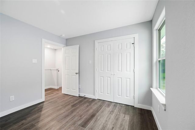 8215 Crestview Drive A, Houston, TX 77028