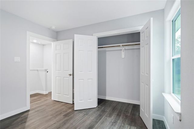8215 Crestview Drive A, Houston, TX 77028