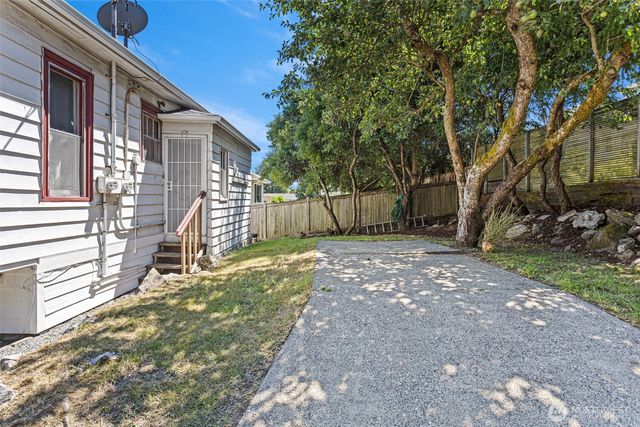 1501 26th Avenue S, Seattle, WA 98144