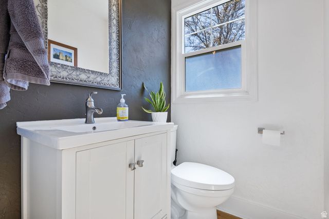 214 E 6790 S, Midvale, UT 84047