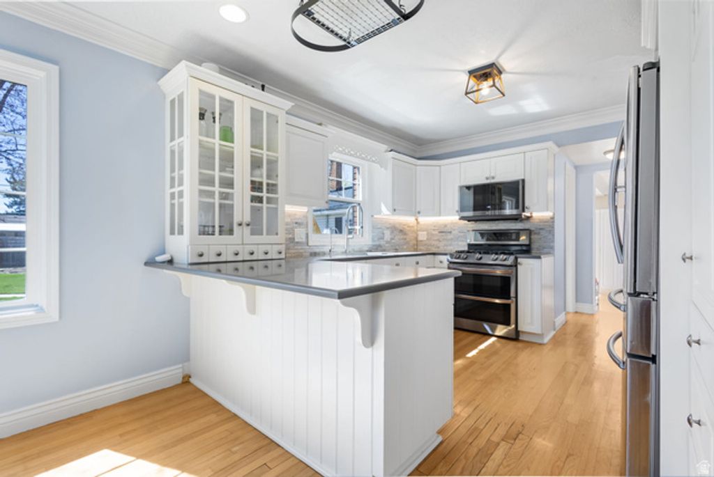 Image 9 of property listing at 214 E 6790 S, Midvale, UT 84047