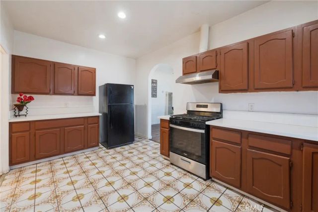 532 S Flower Street, Inglewood, CA 90301