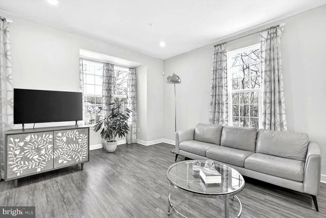 10724 HIDDEN RIDGE DR, Columbia, MD 21044