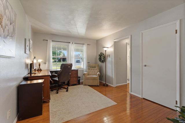 24328 Elmhurst Drive, Elkhart, IN 46517