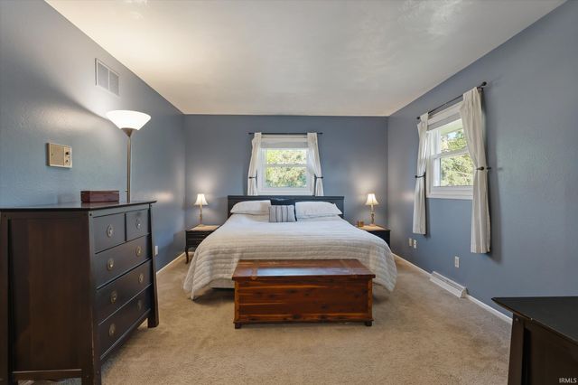 24328 Elmhurst Drive, Elkhart, IN 46517