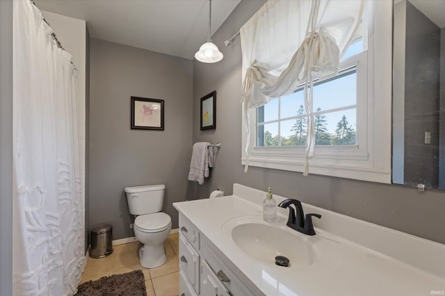 24328 Elmhurst Drive, Elkhart, IN 46517