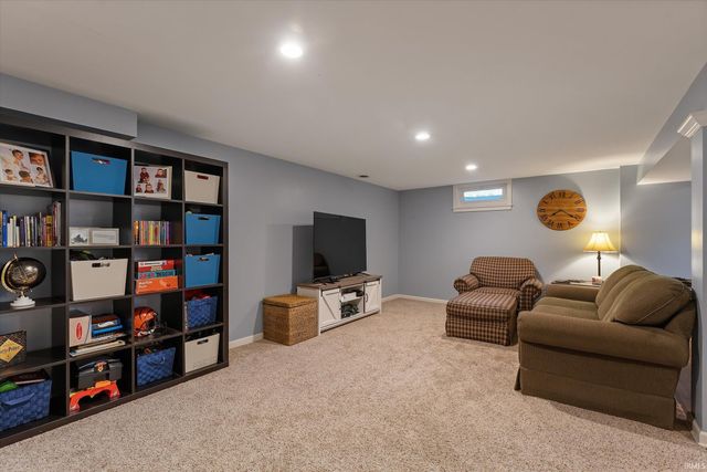 24328 Elmhurst Drive, Elkhart, IN 46517