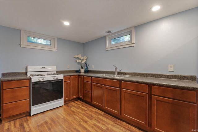 24328 Elmhurst Drive, Elkhart, IN 46517