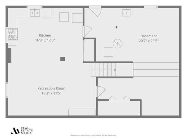 24328 Elmhurst Drive, Elkhart, IN 46517