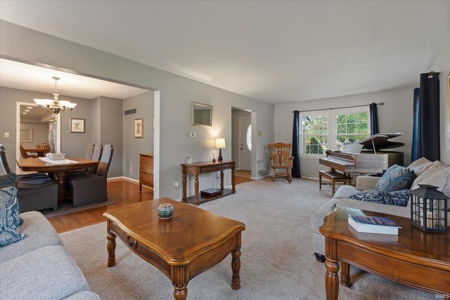 24328 Elmhurst Drive, Elkhart, IN 46517
