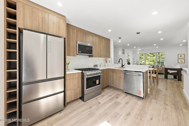 6 Hancock Pass, Colts Neck, NJ 07722