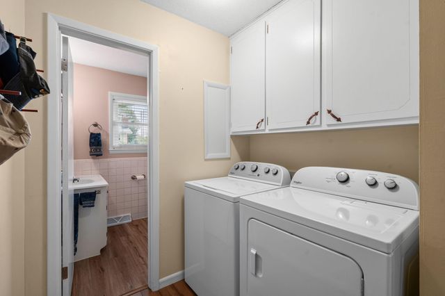 4006 W Juno Street, Springfield, MO 65802