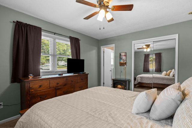 4006 W Juno Street, Springfield, MO 65802