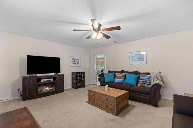 4006 W Juno Street, Springfield, MO 65802