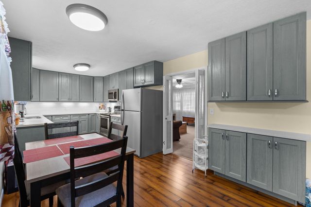 4006 W Juno Street, Springfield, MO 65802
