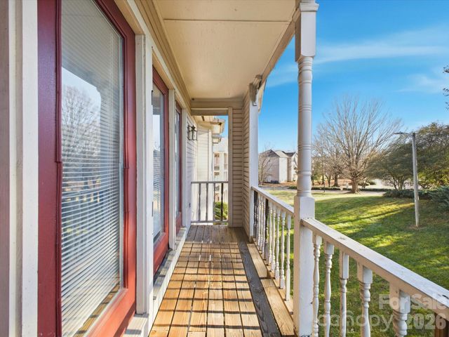 6146 Meadow Rose Lane, Charlotte, NC 28215