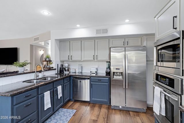 6544 E PORTIA Street, Mesa, AZ 85215